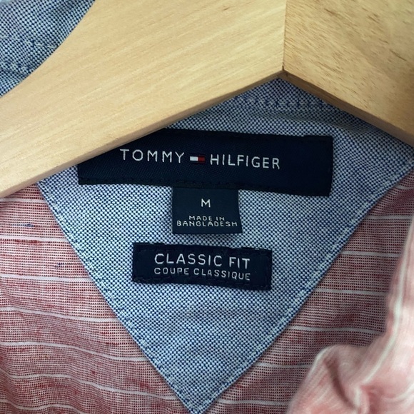 Tommy Hilfiger Casual Button Down Size Medium - Picture 2 of 6